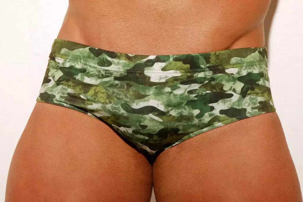 Camouflage Low Rise Cut Men´s swim Trunks