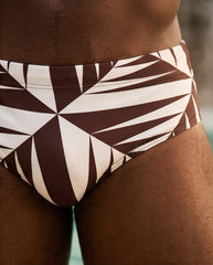 Geometric black and white 10 cm swim 